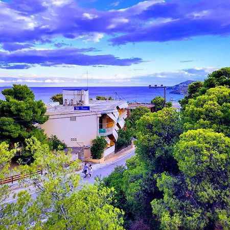 Possidon Hotel Agia Marina  Exterior photo